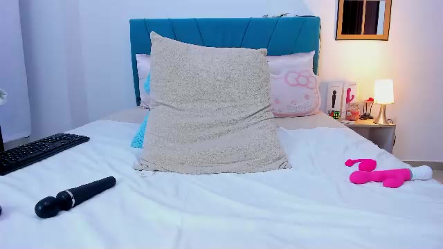 Preview photo of webcam model kam_lopez on Chaturbate