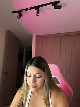 lunablossom_ – Stripchat modeli, fotoğraflar