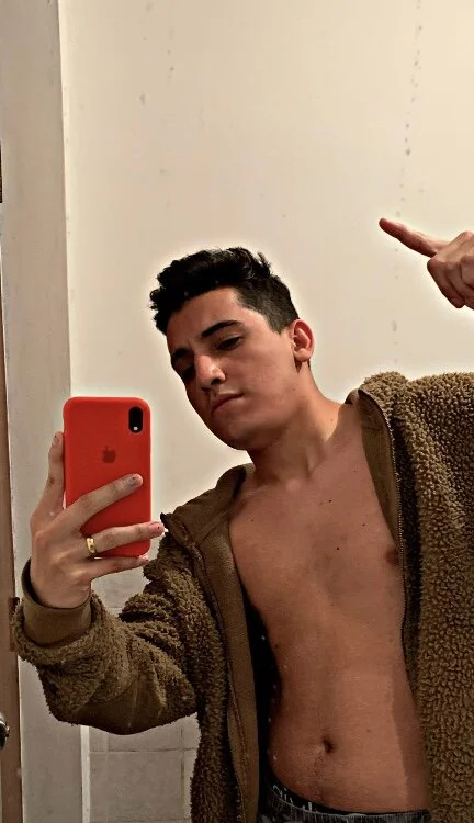 stew_latino di Stripchat: foto model webcam