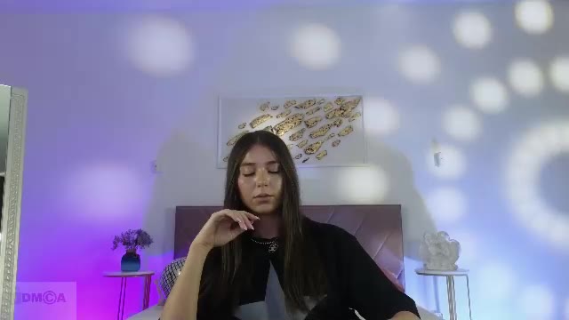 violetta_finch ב-Chaturbate: תמונות ופרופיל