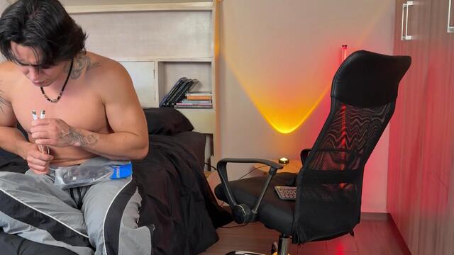 ethan-colt — Flirt4Free 直播模特：照片与资料