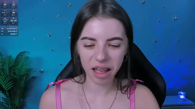 lyra_desire — Chaturbate ওয়েবক্যাম মডেল: ছবি
