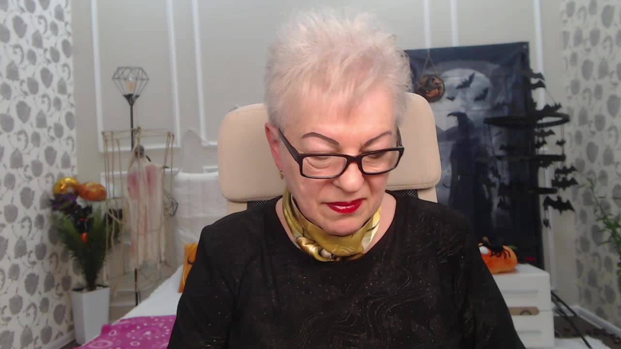 kaylesmoll, μοντέλο webcam στο XloveCam