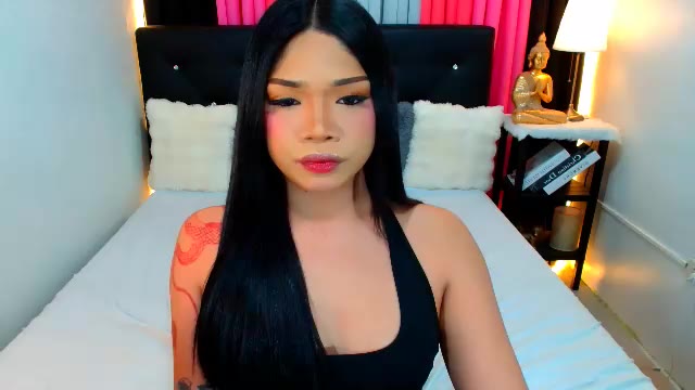 ava_lux — Chaturbate ওয়েবক্যাম মডেল: ছবি