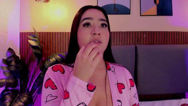 melina-cruzz – Flirt4Free webkamerás modell
