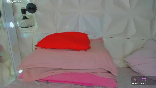 Preview photo of webcam model kathalinaxvip on Chaturbate