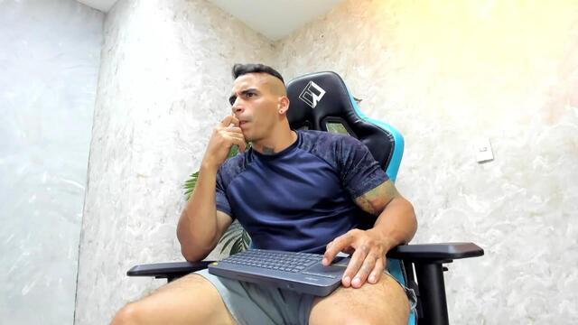 joseph-core di Flirt4Free: foto model webcam