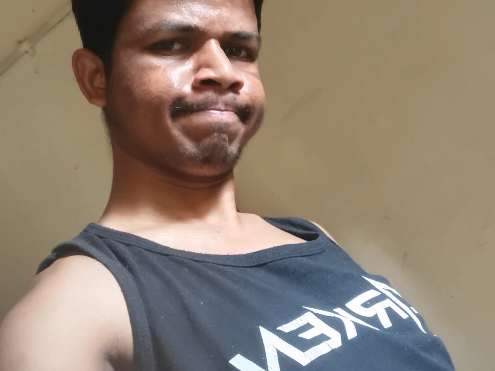 Desiboy9422 di Stripchat: foto model webcam