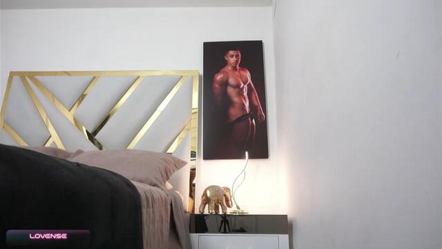 devin-hunter – Webcam-Modell auf Flirt4Free