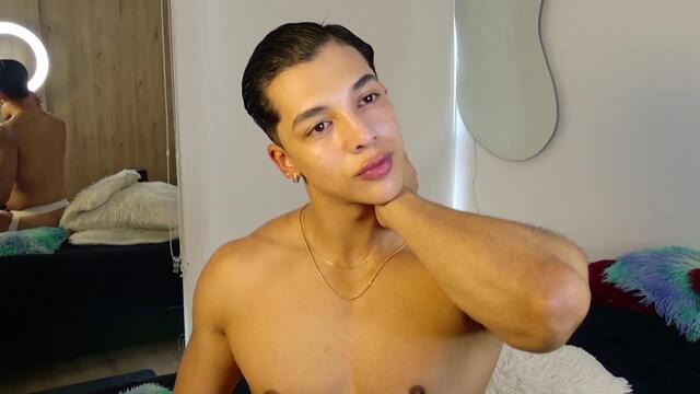 troye-williams, model webcam de Flirt4Free: fotos