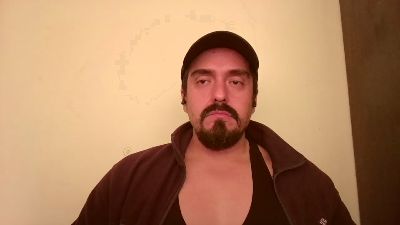 juan141985 — Cam4 直播模特：照片与资料