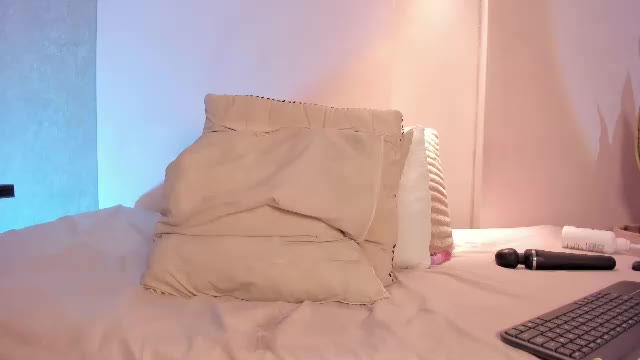 angeline777, μοντέλο webcam στο Chaturbate