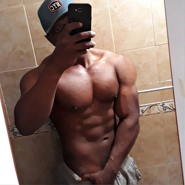 thomas_santtos1, model webcam de Stripchat: fotos