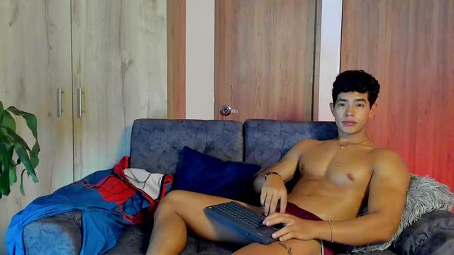 alan-moan, model webcam de Flirt4Free: fotos