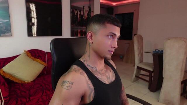 enzo-grimaldi, model webcam de Flirt4Free: fotos