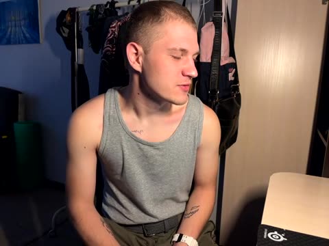 zoolserzhko99 — BongaCams 直播模特：照片与资料