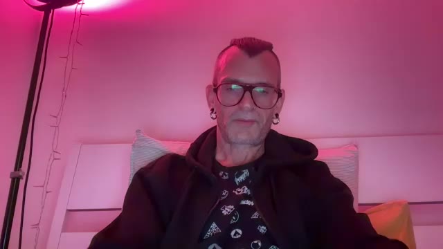 o_johnny_deep_o, model webcam de Chaturbate: fotos