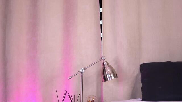 mireille-veil, model webcam pe Flirt4Free: poze
