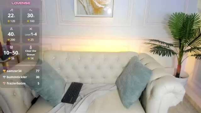 zoe_cute18_, cam model su Chaturbate: foto