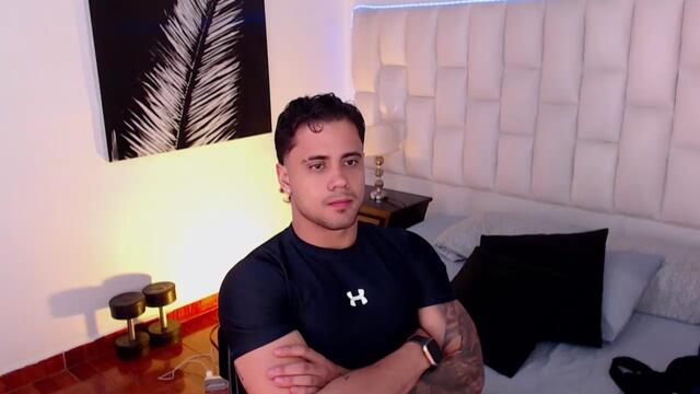 aiden-owens në Flirt4Free: foto dhe profili
