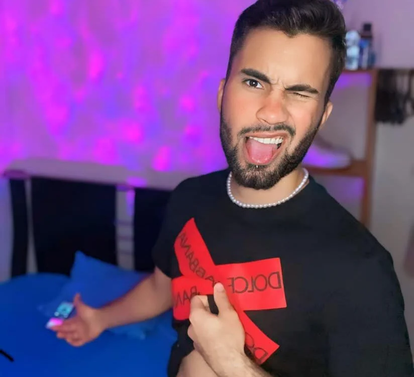 Dar_milk: عارضة كاميرا ويب على Stripchat