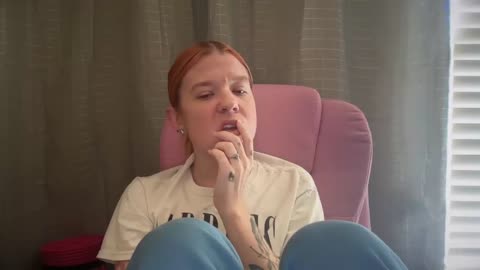 Фото вебкам-модели mermaidlexi на BongaCams