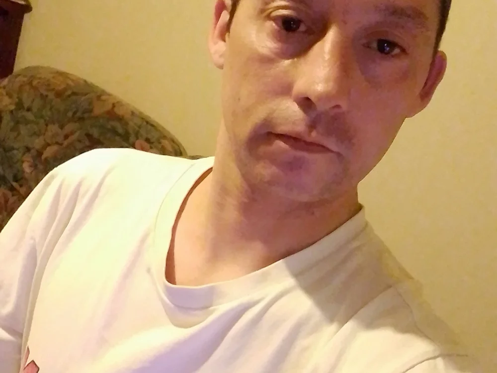 frederic198 na Stripchat: fotky a profil