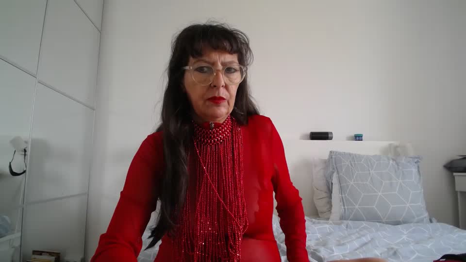 maitresseelsa — XloveCam वेबकैम मॉडल: फ़ोटो