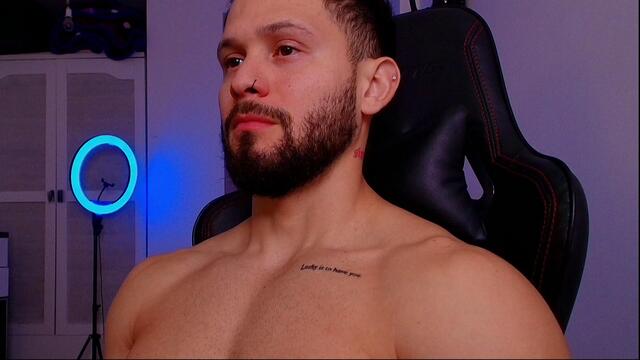 andrew-corey, modelo webcam de Flirt4Free: fotos