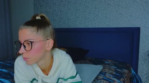 lisi4ka-basik (BongaCams): ảnh người mẫu webcam