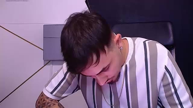 brandontatex, μοντέλο webcam στο Chaturbate