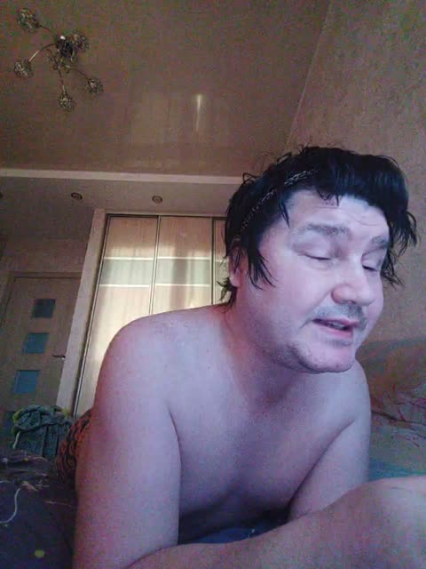 marat-arbat — BongaCams वेबकैम मॉडल: फ़ोटो