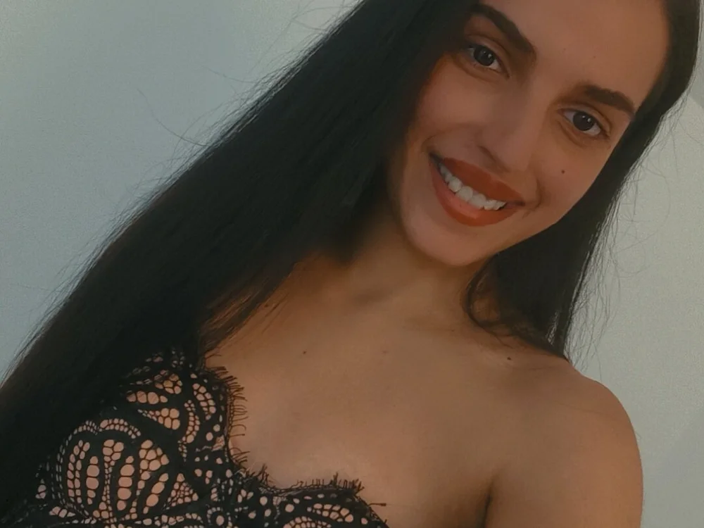 SoniaMoonnnnn në Stripchat: foto dhe profili