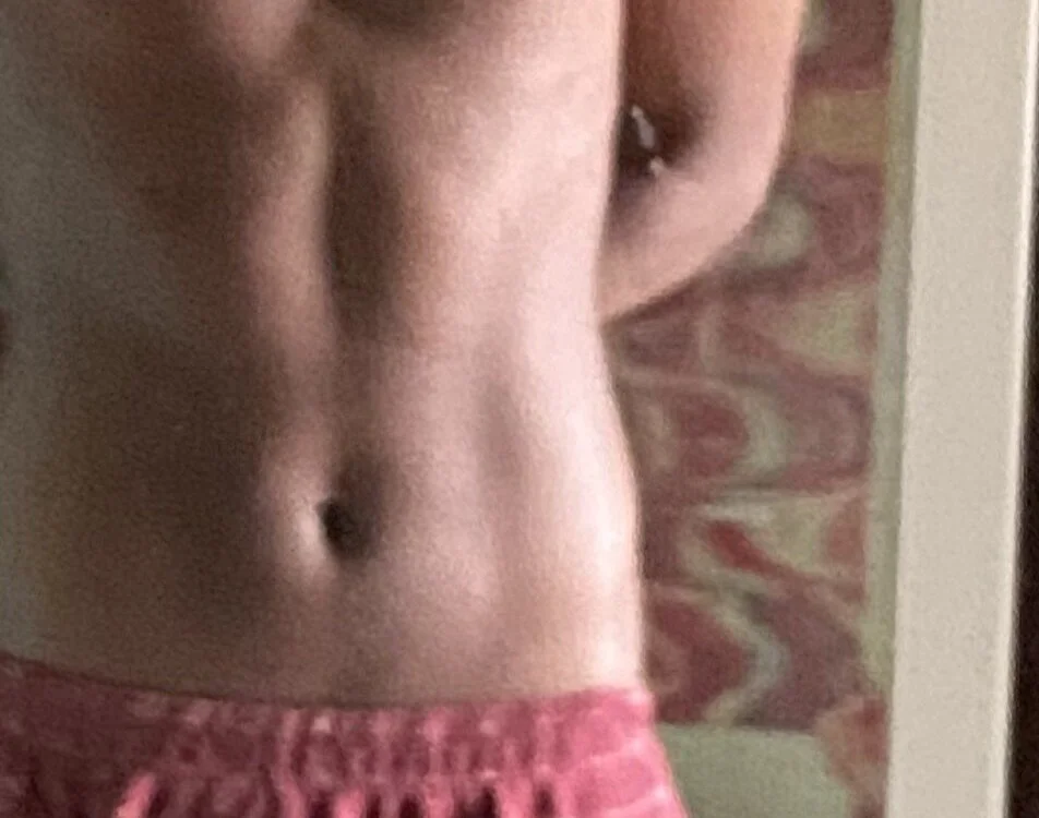GrandioseParachute26 — Stripchat वेबकैम मॉडल: फ़ोटो