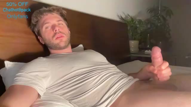 hot8pack01 na Chaturbate: zdjęcia i profil