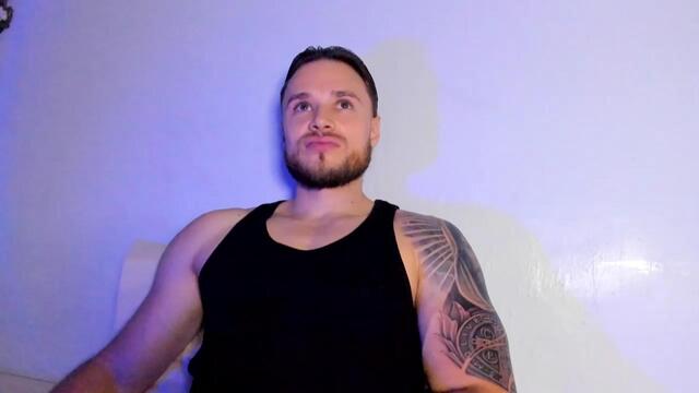 adrien-roche, model webcam pe Flirt4Free: poze
