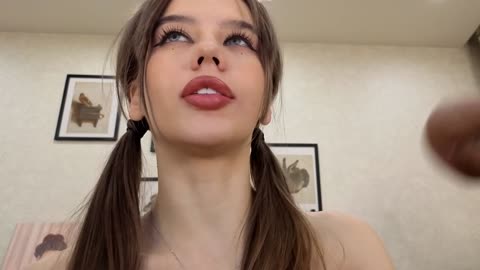dolly-ll, modelo webcam do BongaCams: fotos