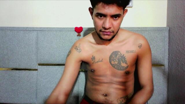 emiliano-hott na Flirt4Free: fotky a profil