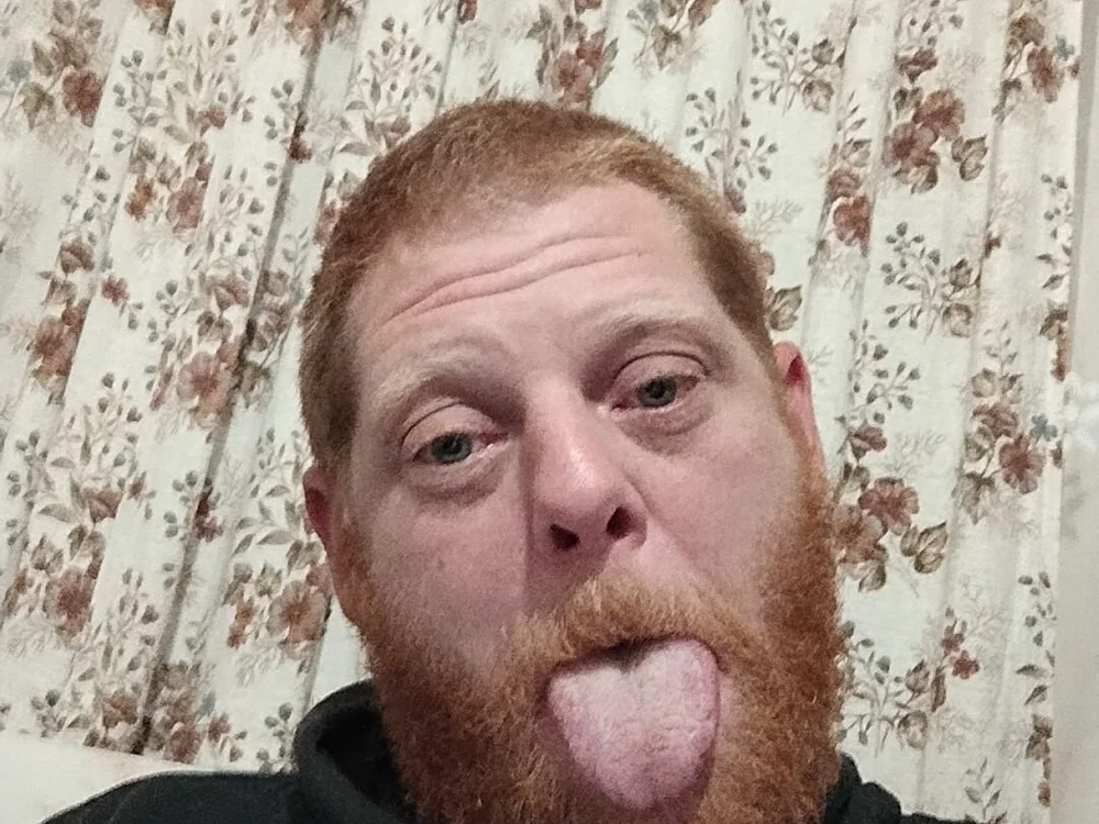 Baumhackel në Stripchat: foto dhe profili