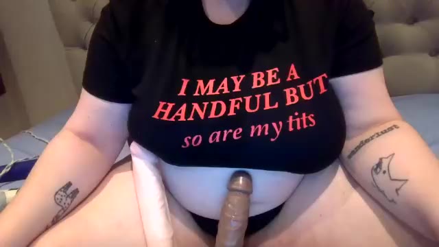 fatbitchwinter di Chaturbate: foto model webcam