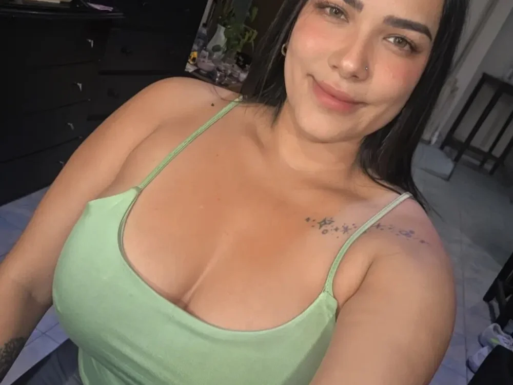camiysebas21 ב-Stripchat: תמונות ופרופיל