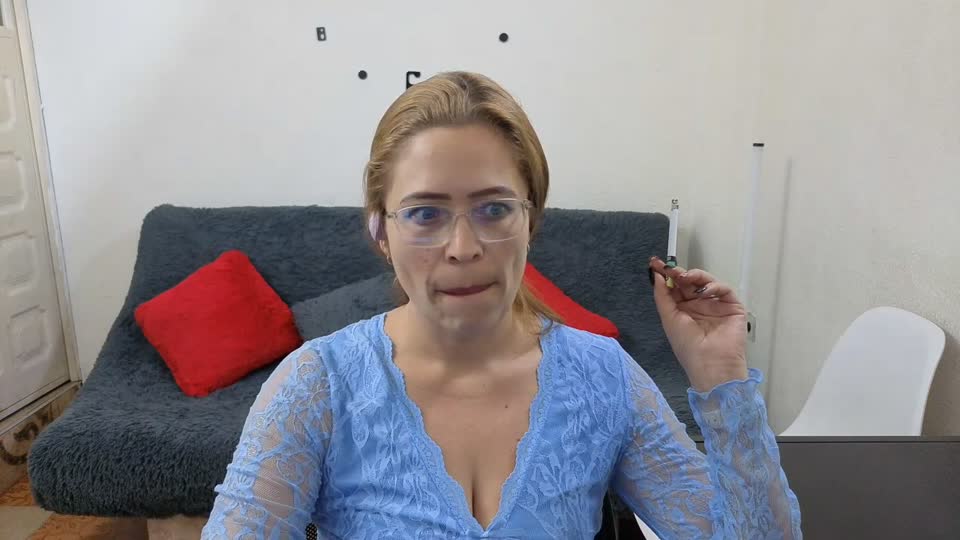 imemilyhanks na XloveCam: slike in profil