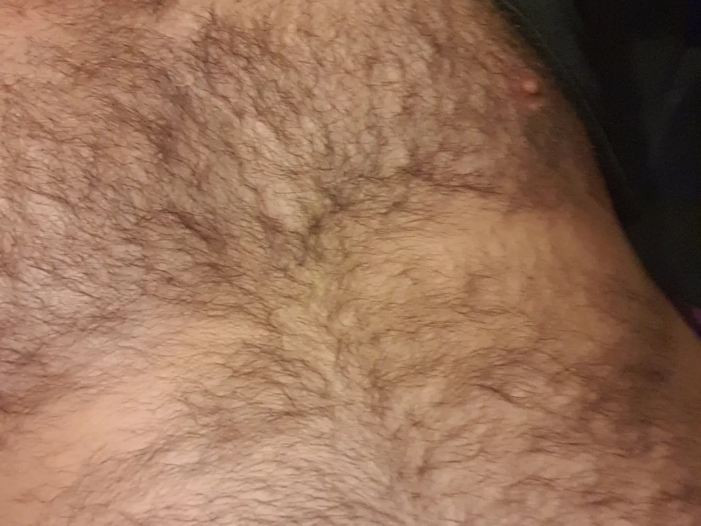 djteub666, μοντέλο webcam στο Stripchat