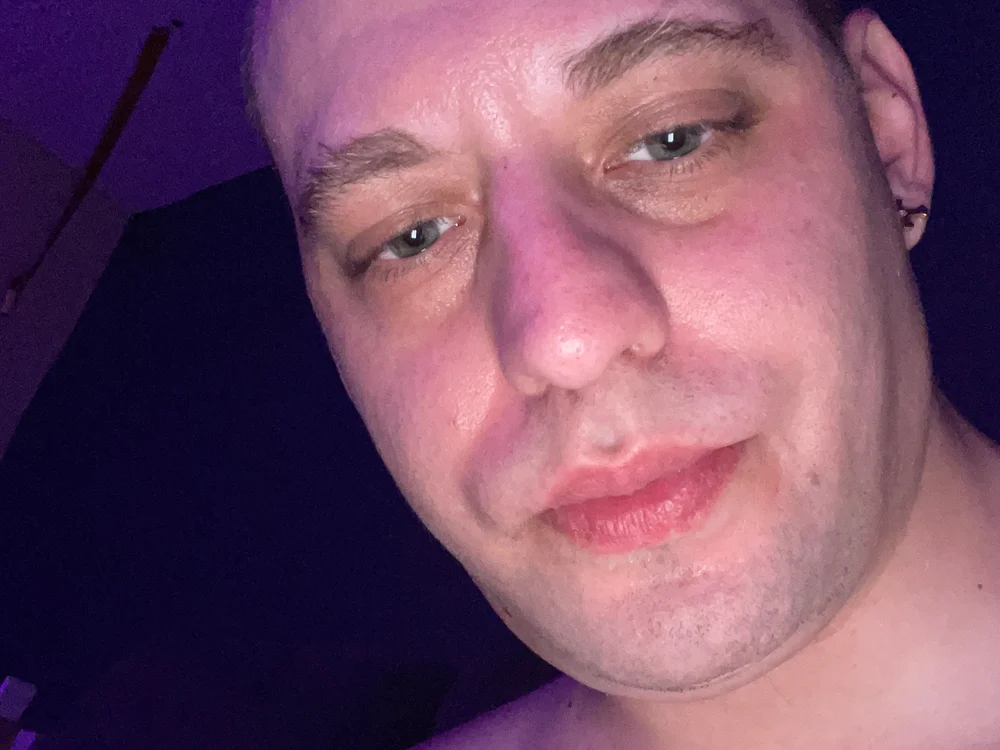 PrideSub18, cam model su Stripchat: foto