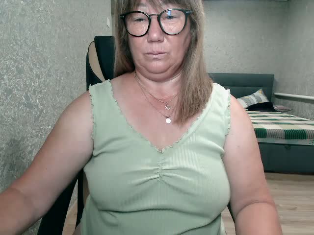 sonyaair (XloveCam): ảnh người mẫu webcam