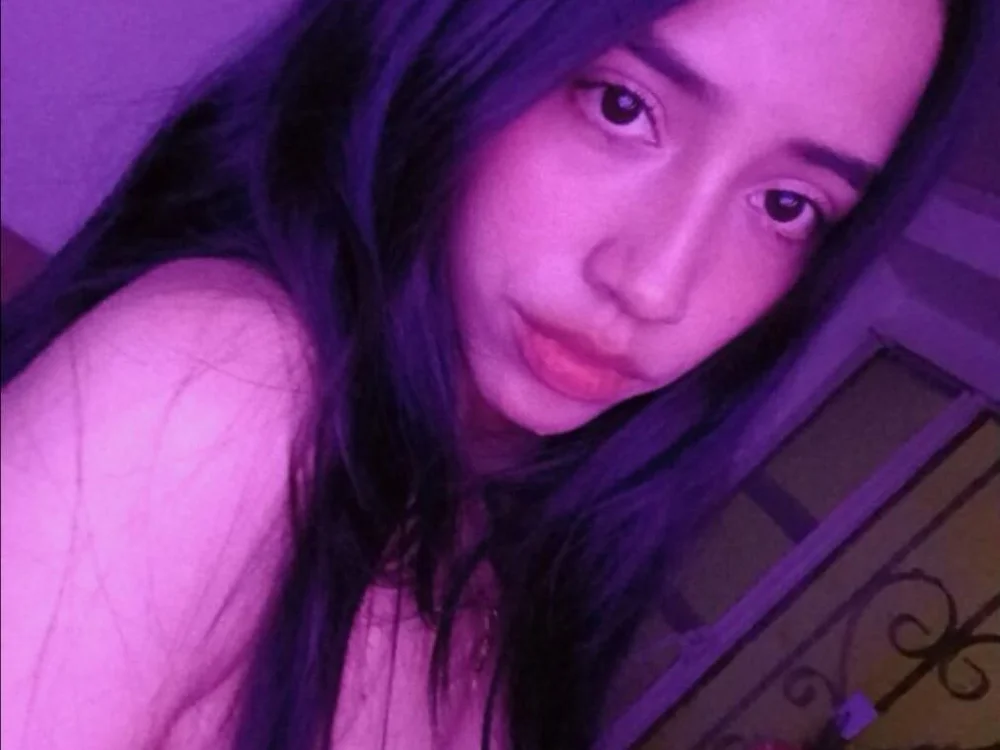 Joselyn_tay, webcam model na Stripchat: slike
