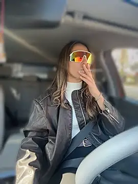 Wonder_Kari, μοντέλο webcam στο Stripchat