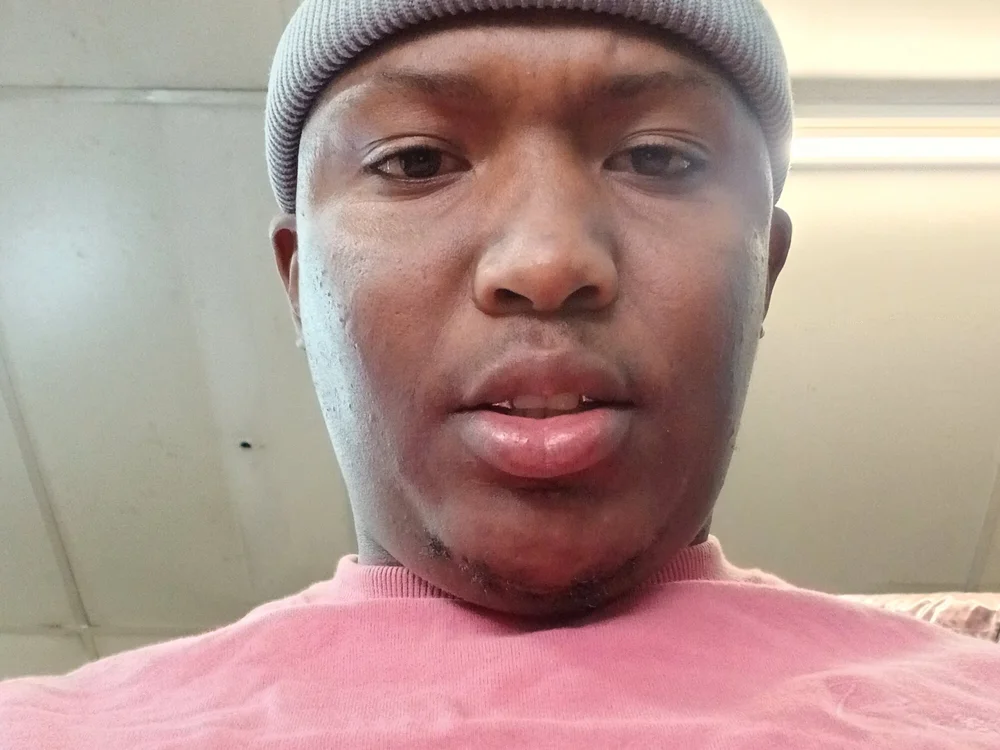 08mrlaw, webcammodell på Stripchat: bilder