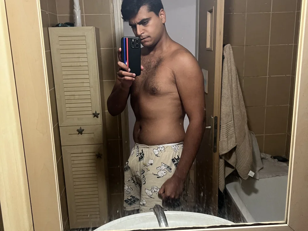 Noam7080z, webcammodel på Stripchat: fotos