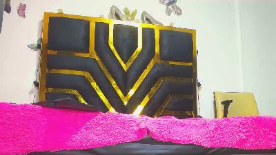 brunetelia1 – Webcam-Modell auf Cam4